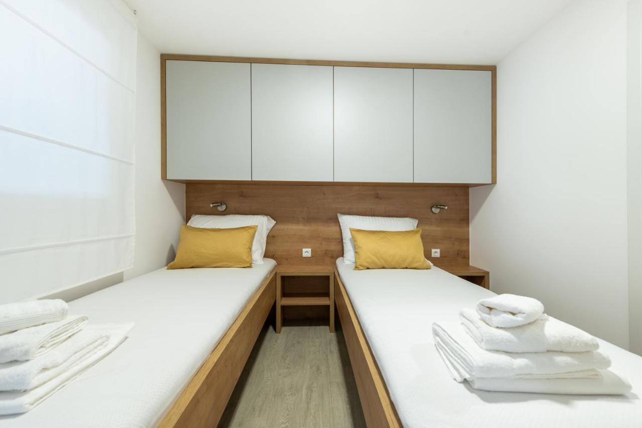 Luxury Mobile Home Pretty Green - Premium - Oaza Mira Resort -50 M From The Beach Drage Exterior photo